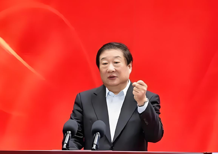 谭旭光